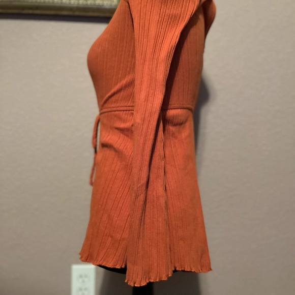 Soft orange romper - Picture 5 of 5